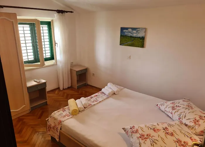 Apartments Vinea